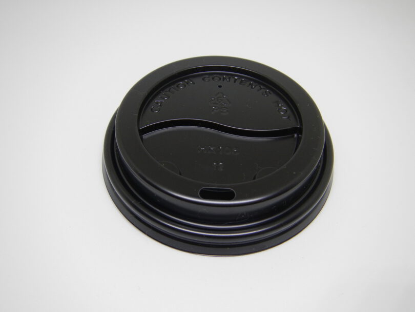 ขายส่ง ฝาแก้วพลาสติก แบบเรียบ สำหรับ แก้วกาแฟ 12oz สีดำ : 1 ลัง - Image 1
