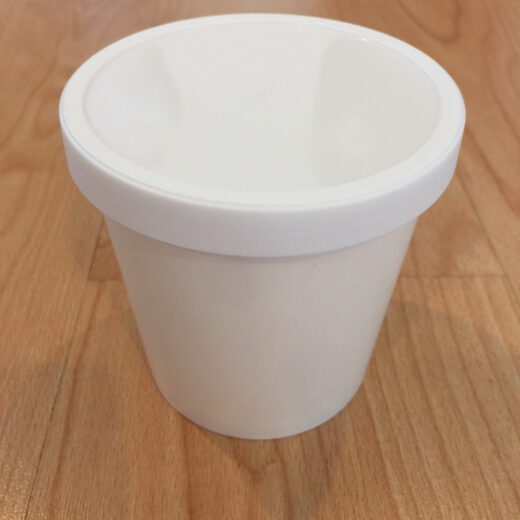 ขายส่ง ถ้วยไอศครีม หรือ ถ้วยซุป พร้อมฝาพลาสติกสีขาว 22oz : 1 ลัง