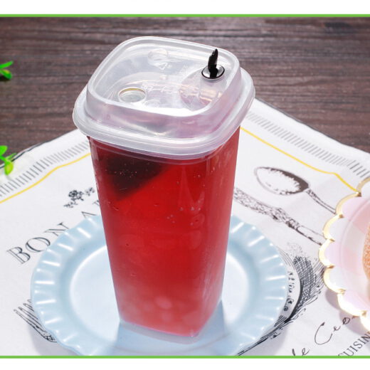 ขายส่ง แก้วพลาสติก PP เนื้อแข็ง ทรงสี่เหลี่ยม พร้อมฝา 16oz สีใส : 1 ลัง