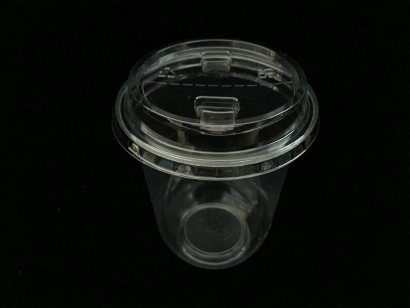 แก้วแคปซูล 16oz พร้อมฝาชาชีส - 1 ขายส่ง แก้วพลาสติก Pet U plastic cup ทรงแคปซูล 16oz พร้อมฝาชาชีส เปิดครึ่ง : 1 ลัง - Image 1