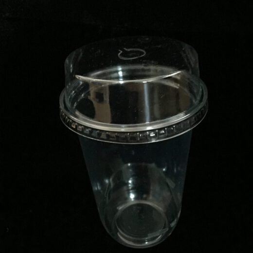 ขายส่ง แก้วพลาสติก Pet U plastic cup ทรงแคปซูล 20oz พร้อมฝาหัวตัด : 1 ลัง