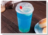 ขายส่ง แก้วพลาสติก PP เนื้อแข็ง ทรงกลมลายทาง พร้อมฝารุ่นใหม่ 18oz  : 1 ลัง ( ฝาใส, ขาว, ดำ )