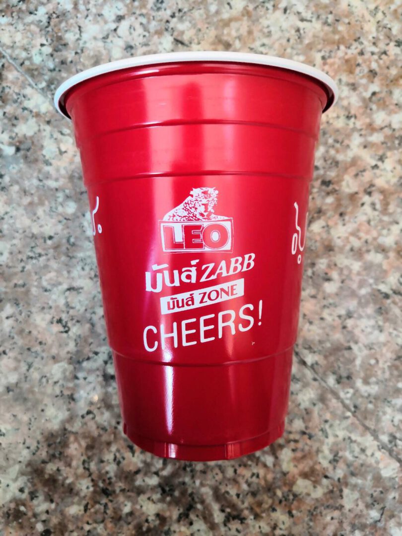 Promotion!!! สกรีนแก้ว แก้วพลาสติก สีแดง Red cup 16oz ( 5,000 ใบ ) - Image 2